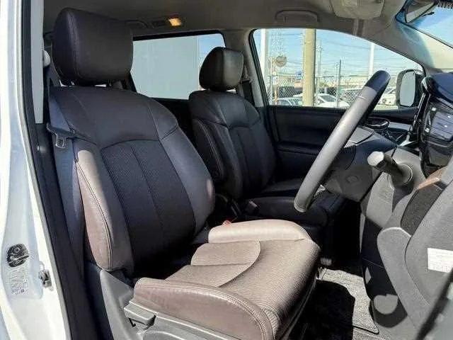 Nissan Elgrand 2024 — миниатюра 5
