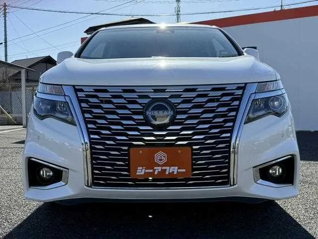 Nissan Elgrand 2024 — миниатюра 4