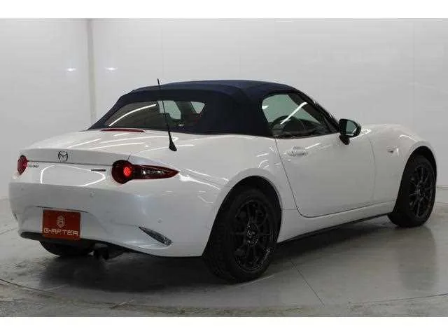 Mazda Roadster 2023 — миниатюра 3