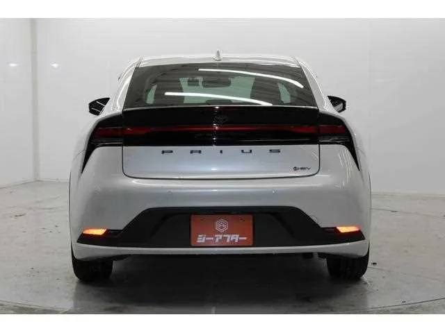 Toyota Prius 2023 — миниатюра 4