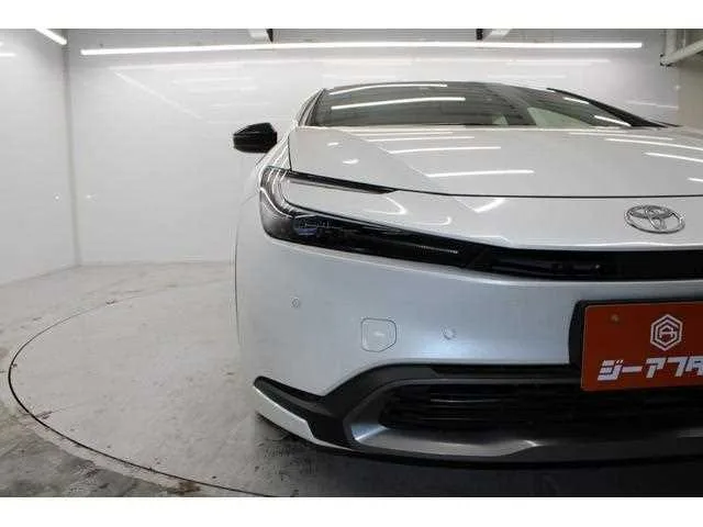 Toyota Prius 2023 — миниатюра 5