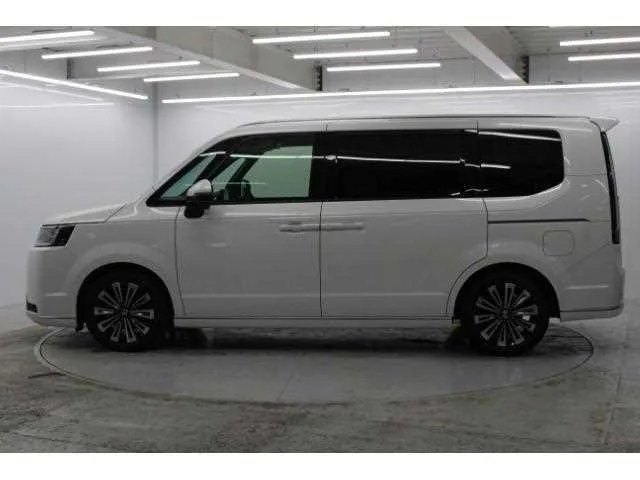 Honda Step WGN 2022 — миниатюра 3