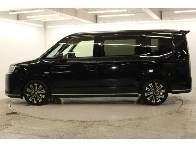 Honda Step WGN 2023 — миниатюра 3