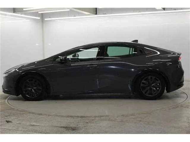Toyota Prius 2023 — миниатюра 5