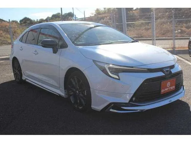 Toyota Corolla Sedan 2023 — фото 1, купить с доставкой в Москву