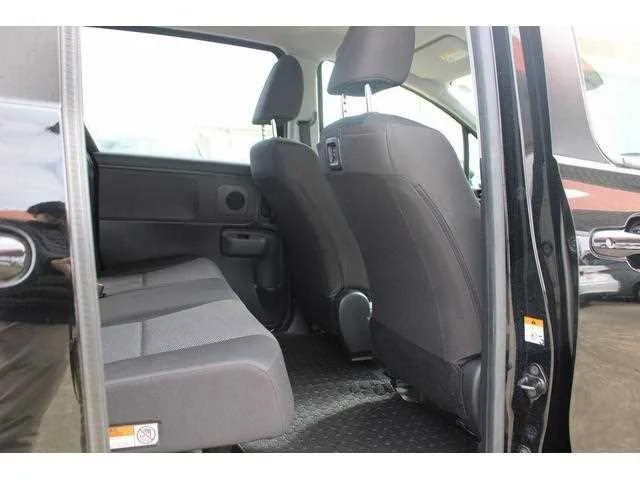 Toyota SIENTA 2023 — миниатюра 3