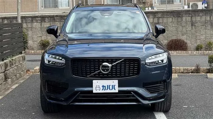 Volvo XC90 T8 AWD 2023 — миниатюра 2