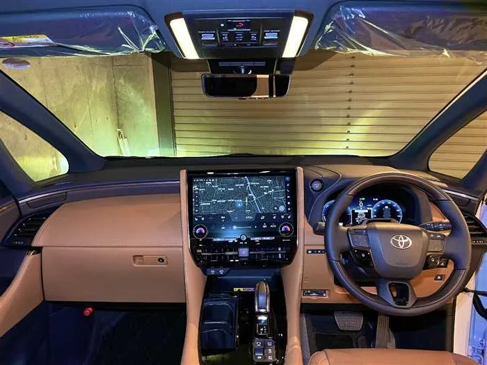 Toyota Vellfire Z PREMIER HYBRID 4WD 2024 — миниатюра 2