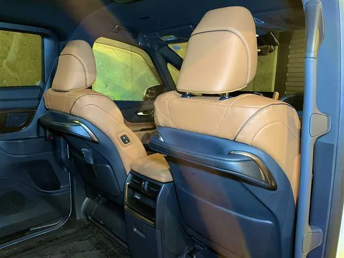 Toyota Vellfire Z PREMIER HYBRID 4WD 2024 — миниатюра 3