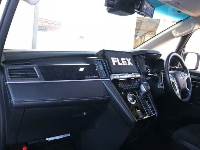 Mitsubishi Delica D:5 2024 — миниатюра 4