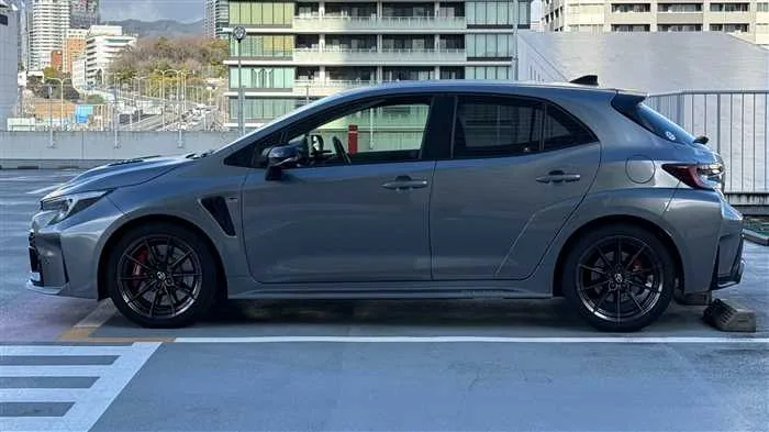 Toyota Corolla Sedan RZ 2024 — миниатюра 2