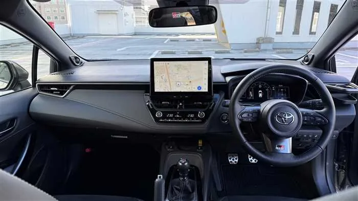 Toyota Corolla Sedan RZ 2024 — миниатюра 5