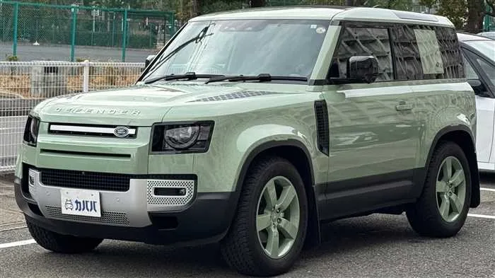 Land Rover Defender 90 75th 2023 — фото 1, купить с доставкой в Москву