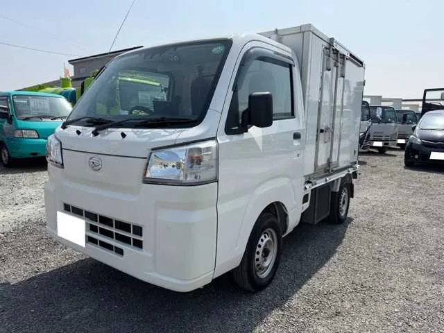 Daihatsu Hijet Truck 2022 — фото 1, купить с доставкой в Москву