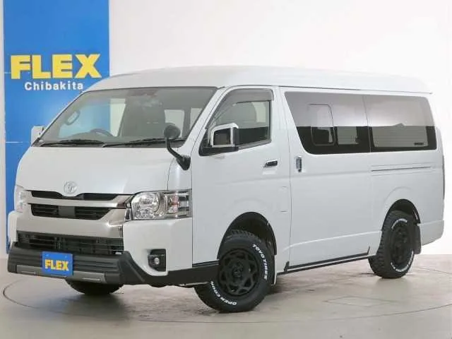 Toyota Hiace Van 2022 — фото 1, купить с доставкой в Москву