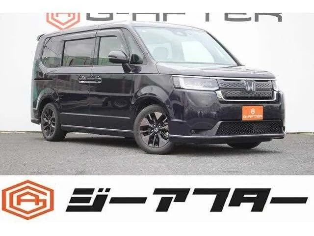 Honda Step WGN 2022 — фото 1, купить с доставкой в Москву