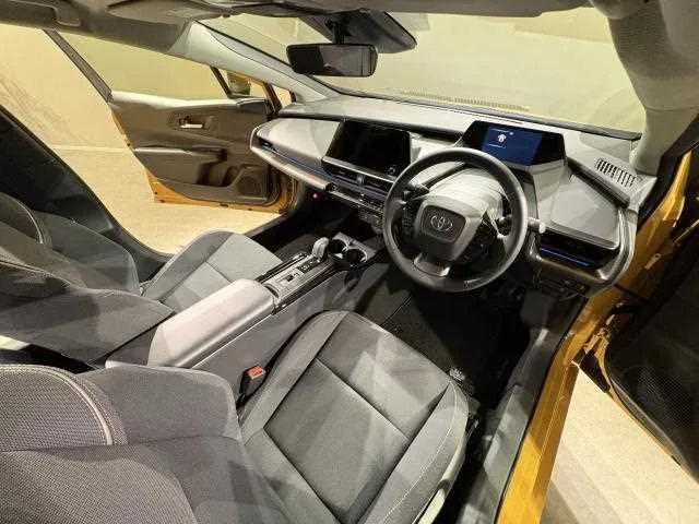 Toyota Prius 2024 — миниатюра 3