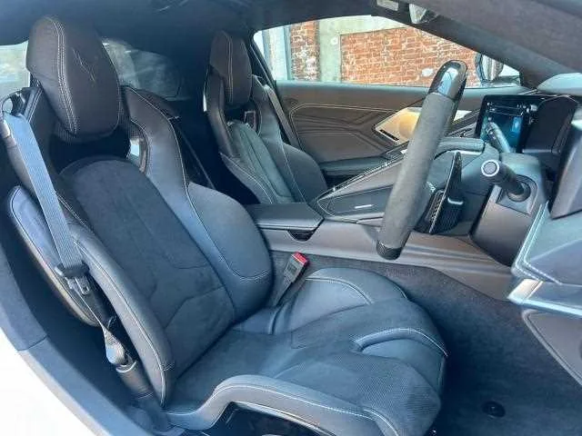 Chevrolet Corvette 2024 — миниатюра 5