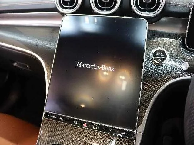 Mercedes-Benz C-Class 2023 — миниатюра 3