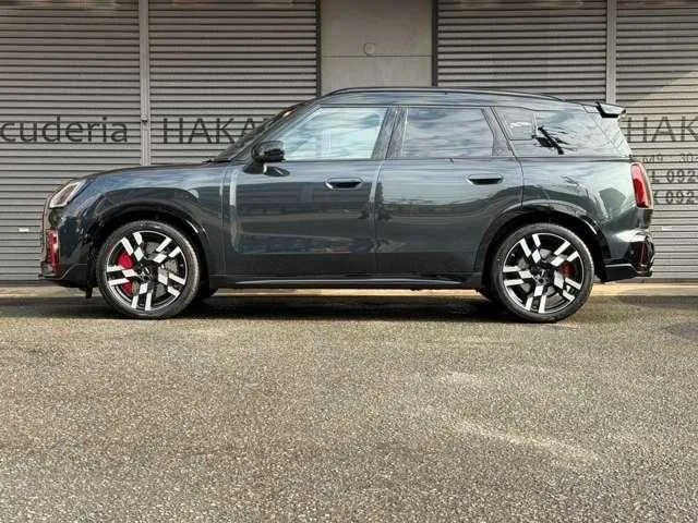 BMW MINI 2025 — миниатюра 3