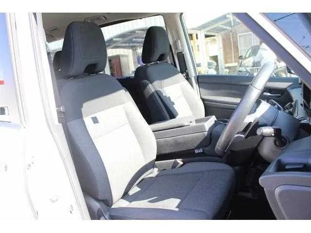 Nissan Serena 2023 — миниатюра 3