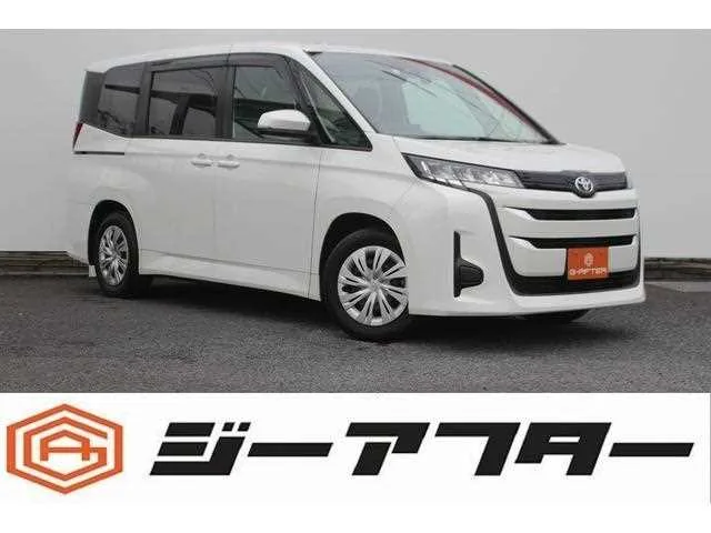Toyota Noah 2023 — фото 1, купить с доставкой в Москву