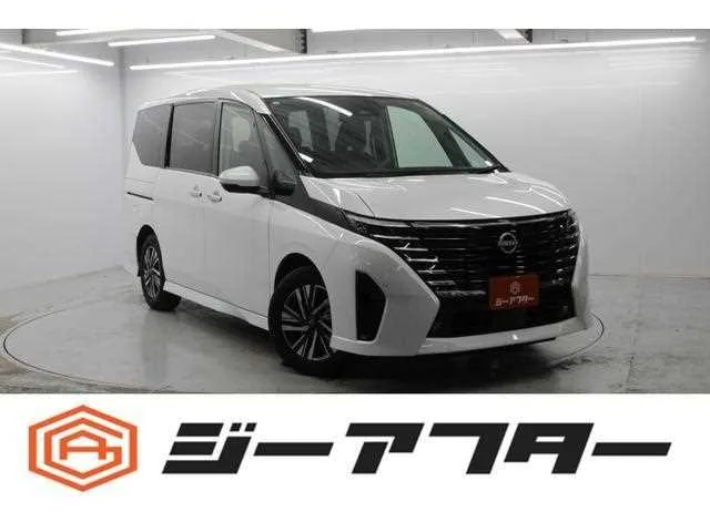 Nissan Serena 2024 — фото 1, купить с доставкой в Москву