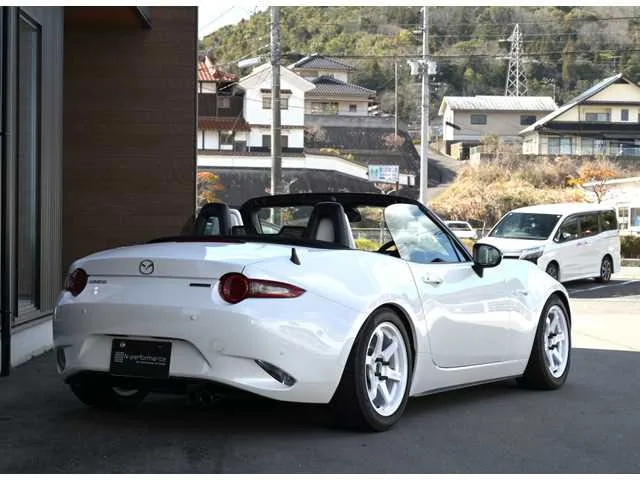 Mazda Roadster 2022 — миниатюра 3