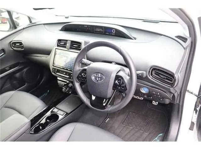 Toyota Prius 2022 — миниатюра 3