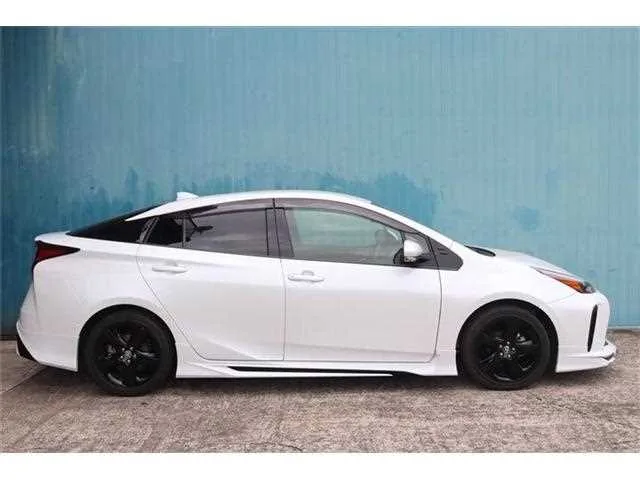 Toyota Prius 2022 — миниатюра 4