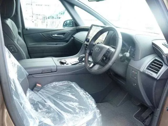 Toyota Alphard Hybrid 2024 — миниатюра 3