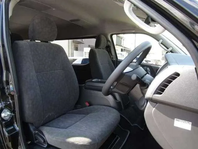 Toyota Hiace Wagon 2026 — миниатюра 5