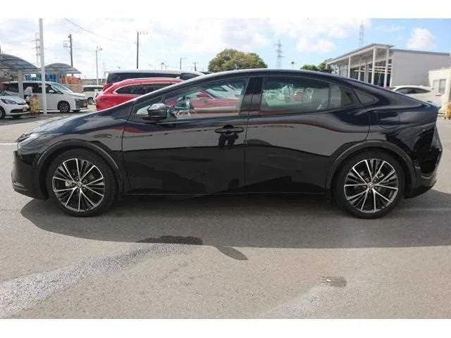 Toyota Prius 2024 — миниатюра 3
