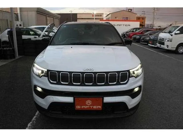 Jeep Compass 2023 — фото 1, купить с доставкой в Москву