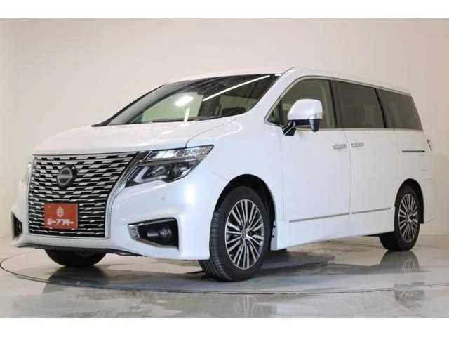 Nissan ELGRAND 2024 — миниатюра 3