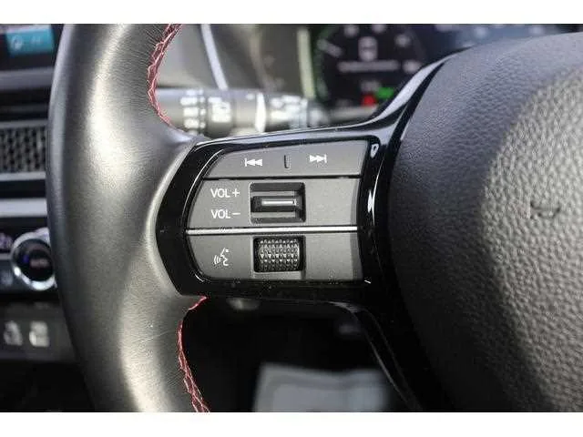 Honda CIVIC 2023 — миниатюра 3