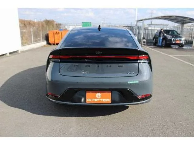 Toyota Prius 2023 — миниатюра 5