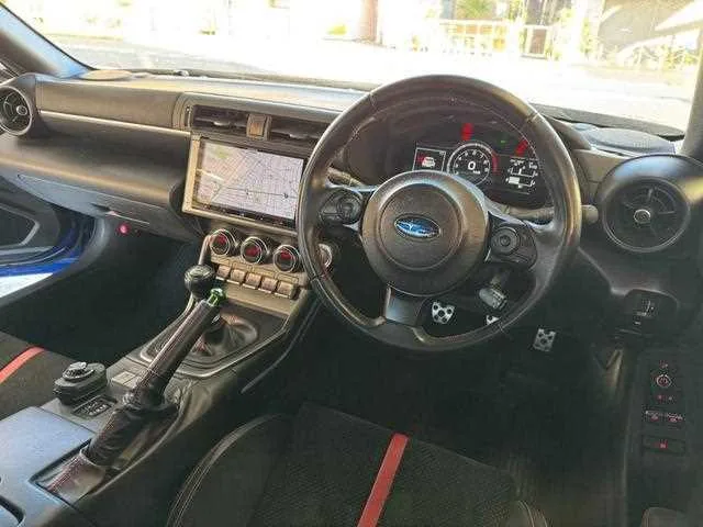 Subaru BRZ 2022 — миниатюра 2