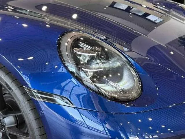 Porsche 911 2025 — миниатюра 4