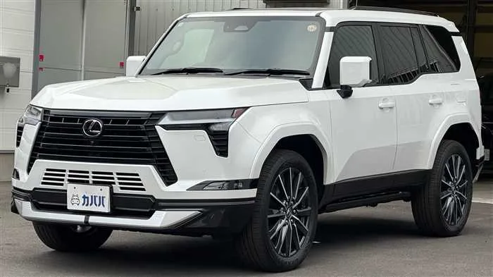 Lexus GX 550 L 2025 — фото 1, купить с доставкой в Москву
