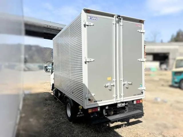 Mitsubishi Canter 2024 — миниатюра 3