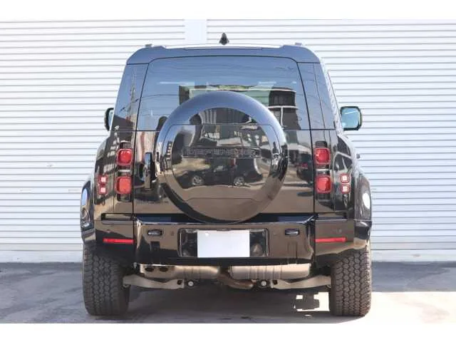 Land Rover Defender 2025 — миниатюра 3
