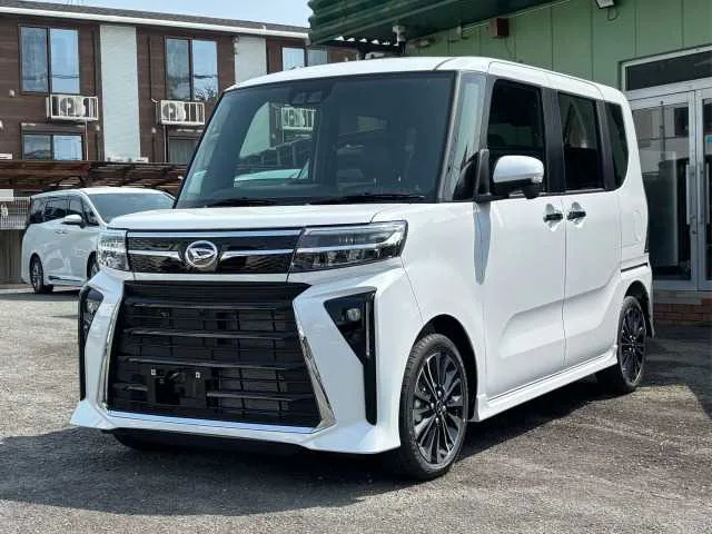 Daihatsu Tanto Custom 2025 — фото 1, купить с доставкой в Москву