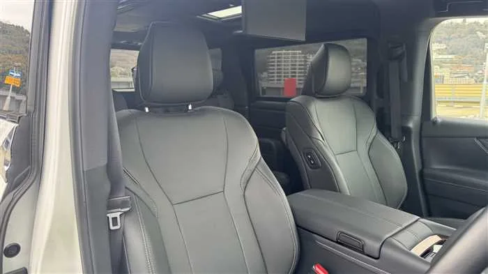 Toyota Alphard Z 2024 — миниатюра 3