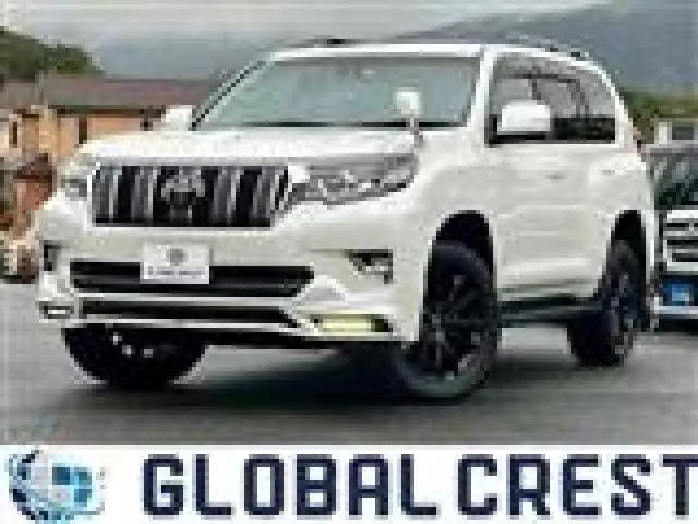 Toyota Land Cruiser Prado 2022 — фото 1, купить с доставкой в Москву