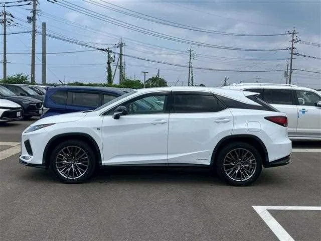 Lexus RX 2022 — миниатюра 2
