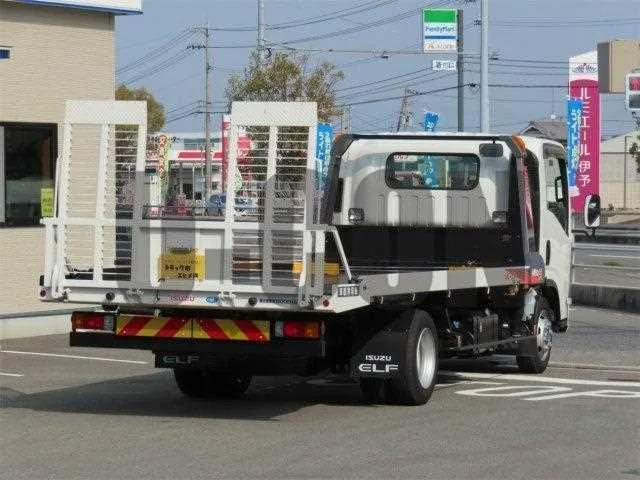 Isuzu Elf Truck 2025 — миниатюра 2