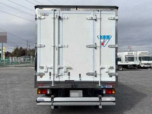 Isuzu ELF TRUCK 2022 — миниатюра 2