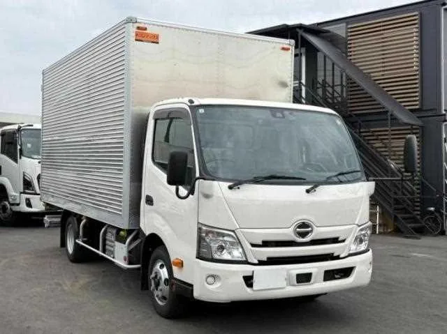 Hino Dutro 2024 — миниатюра 2