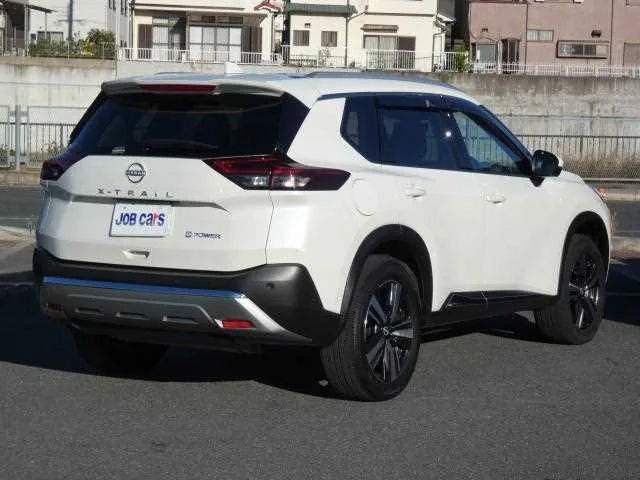 Nissan X-Trail 2023 — миниатюра 3